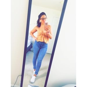 Meet your Posher, Nicole